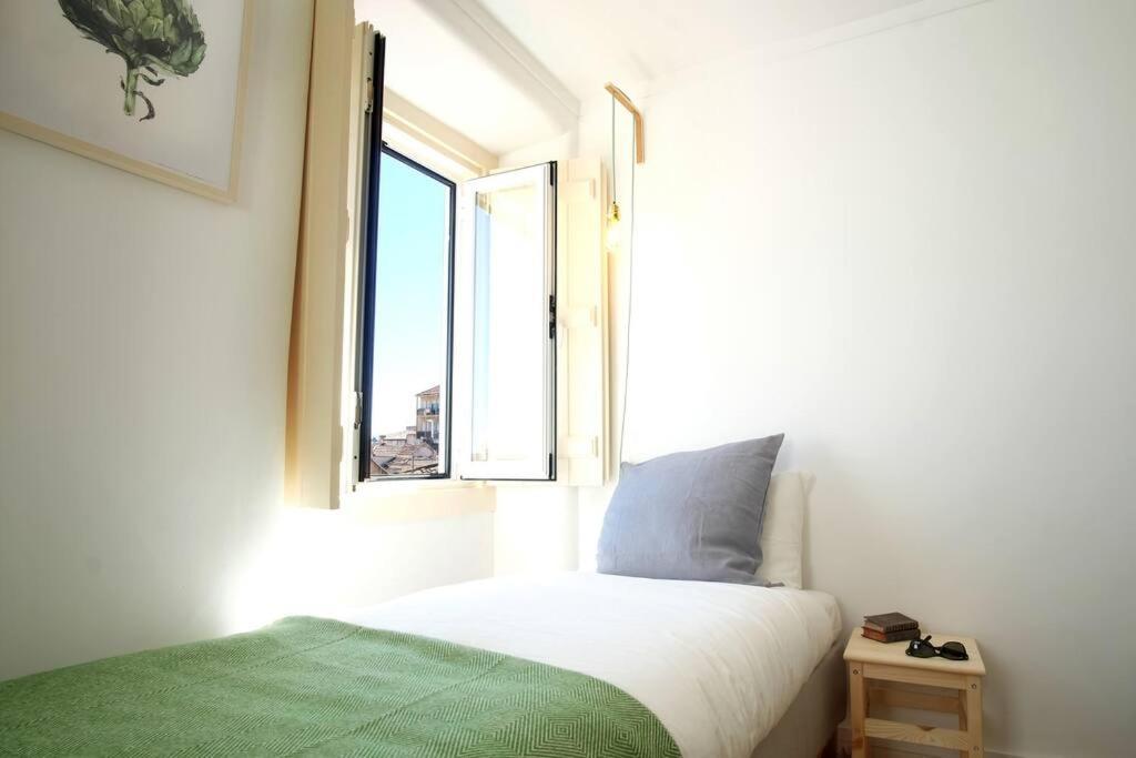 Bh4E-3Br With View In Heart Of Bairro Alto - Bright Apartment Lisbon Luaran gambar
