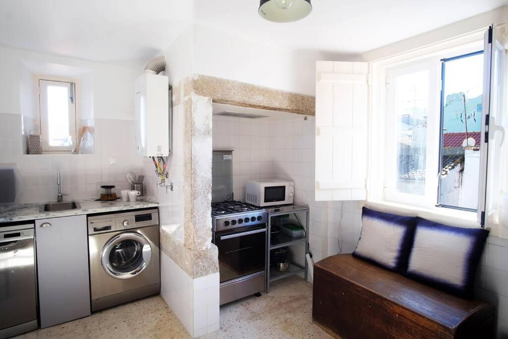 Bh4E-3Br With View In Heart Of Bairro Alto - Bright Apartment Lisbon Luaran gambar